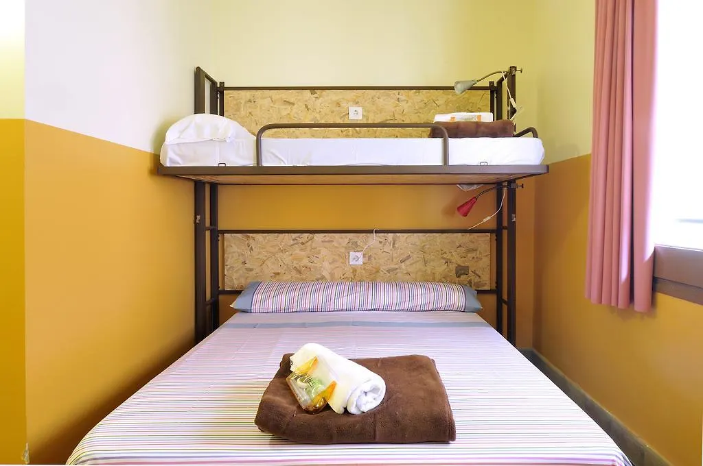 Equity Point Hostel Girona 0*,  Ισπανία